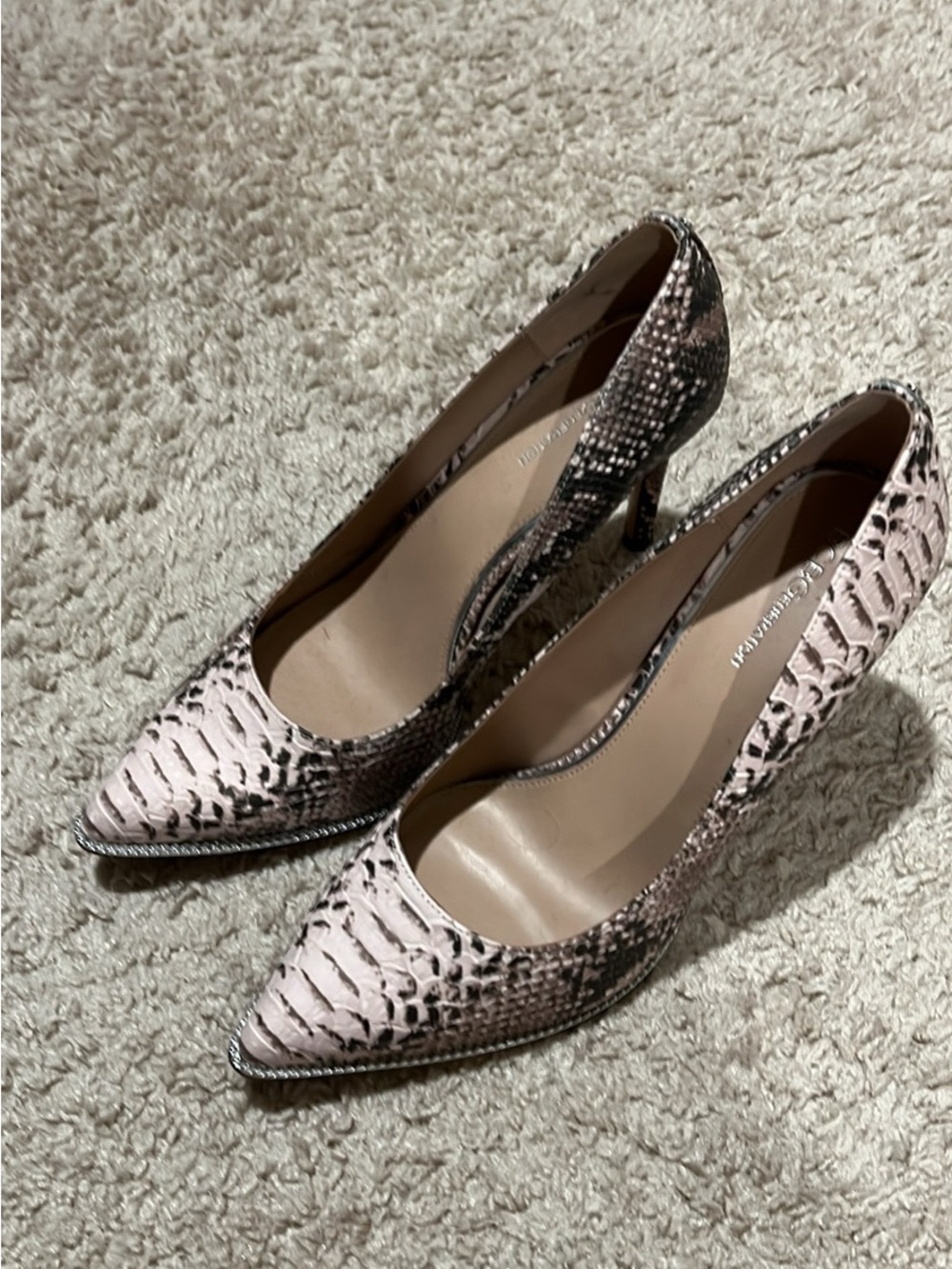 Women's Snakeskin Pointed-Toe Pumps